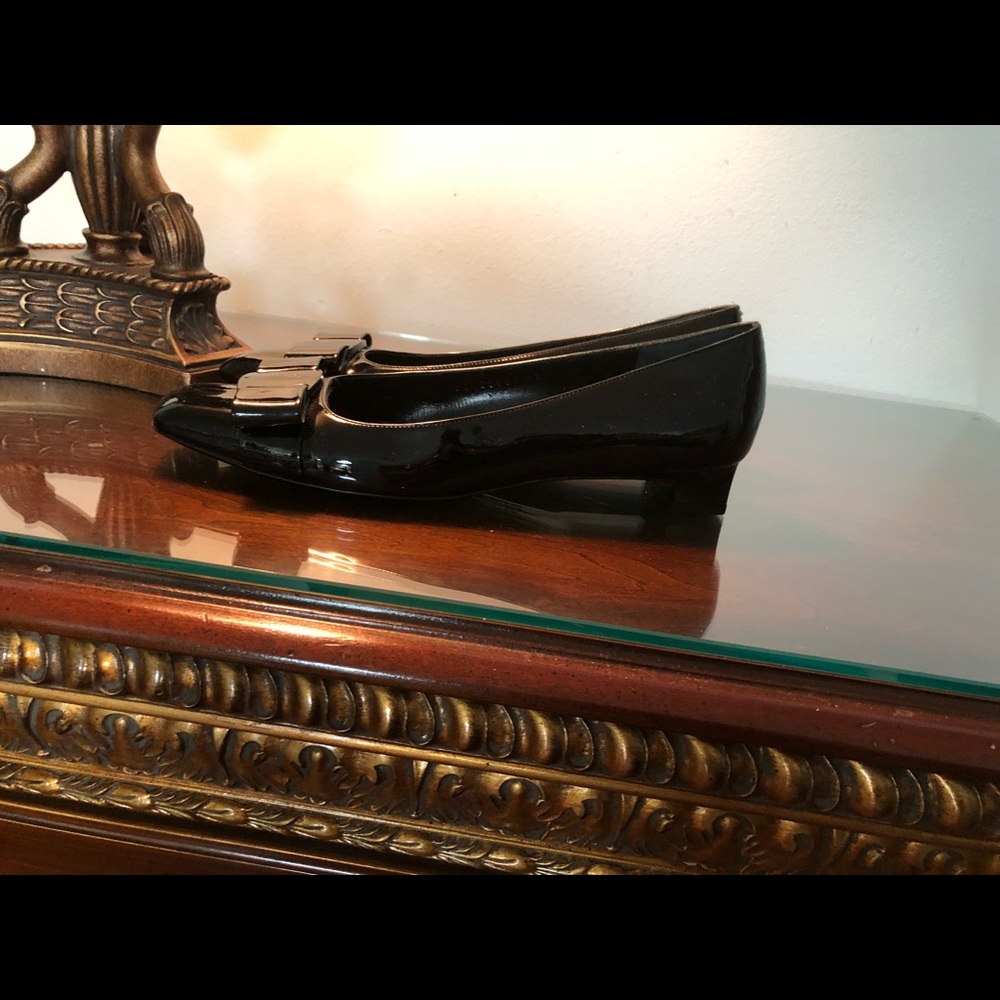 Salvatore Ferragamo black shoes size 8.5